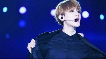 边伯贤爆料女友视频大全,女友视频大揭秘，甜蜜瞬间尽收眼底